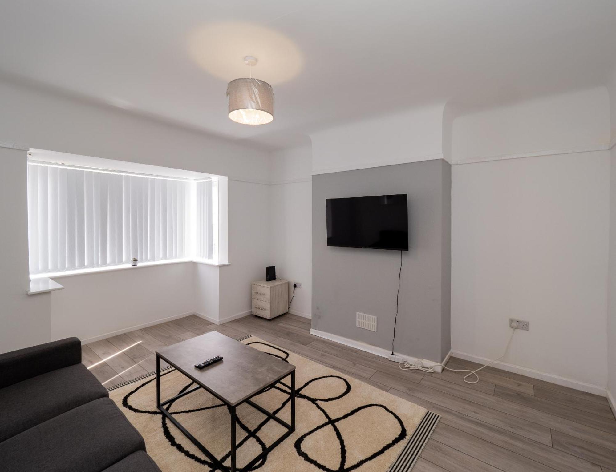 3Br Haven Retreat In Wallasey With Free Street Parking Ngoại thất bức ảnh